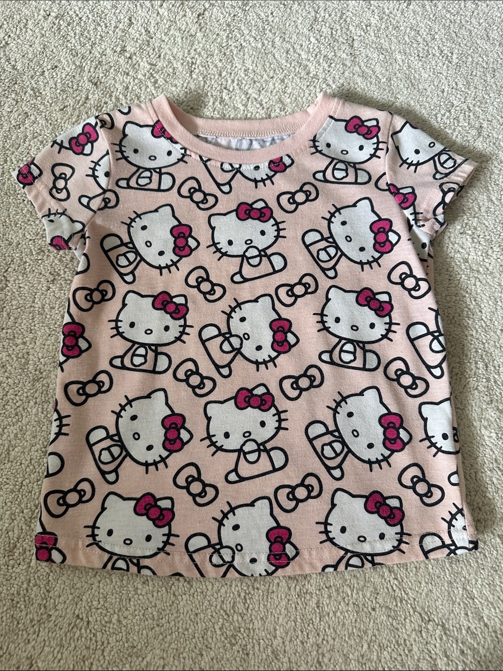 Hello Kitty Light Pink and Black Printed Tee